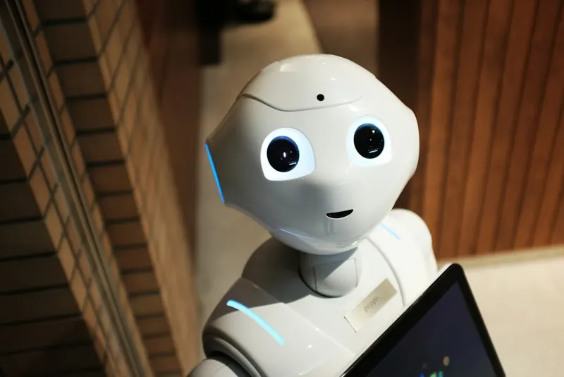 Công nghệ robot và trí tuệ nhân tạo